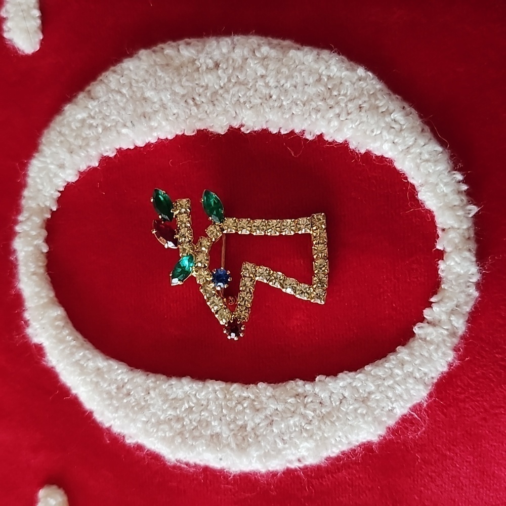 Vintage Goldtone Rhinestone Reindeer Brooch